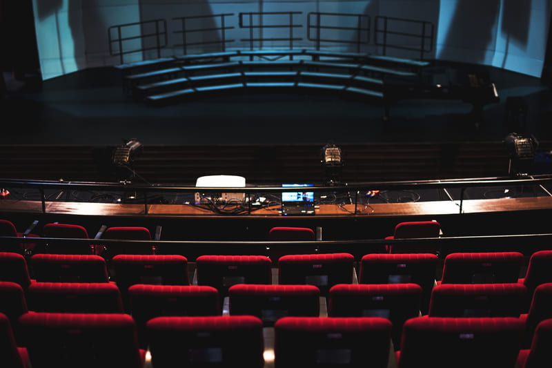 Auditorios y espacios singulares